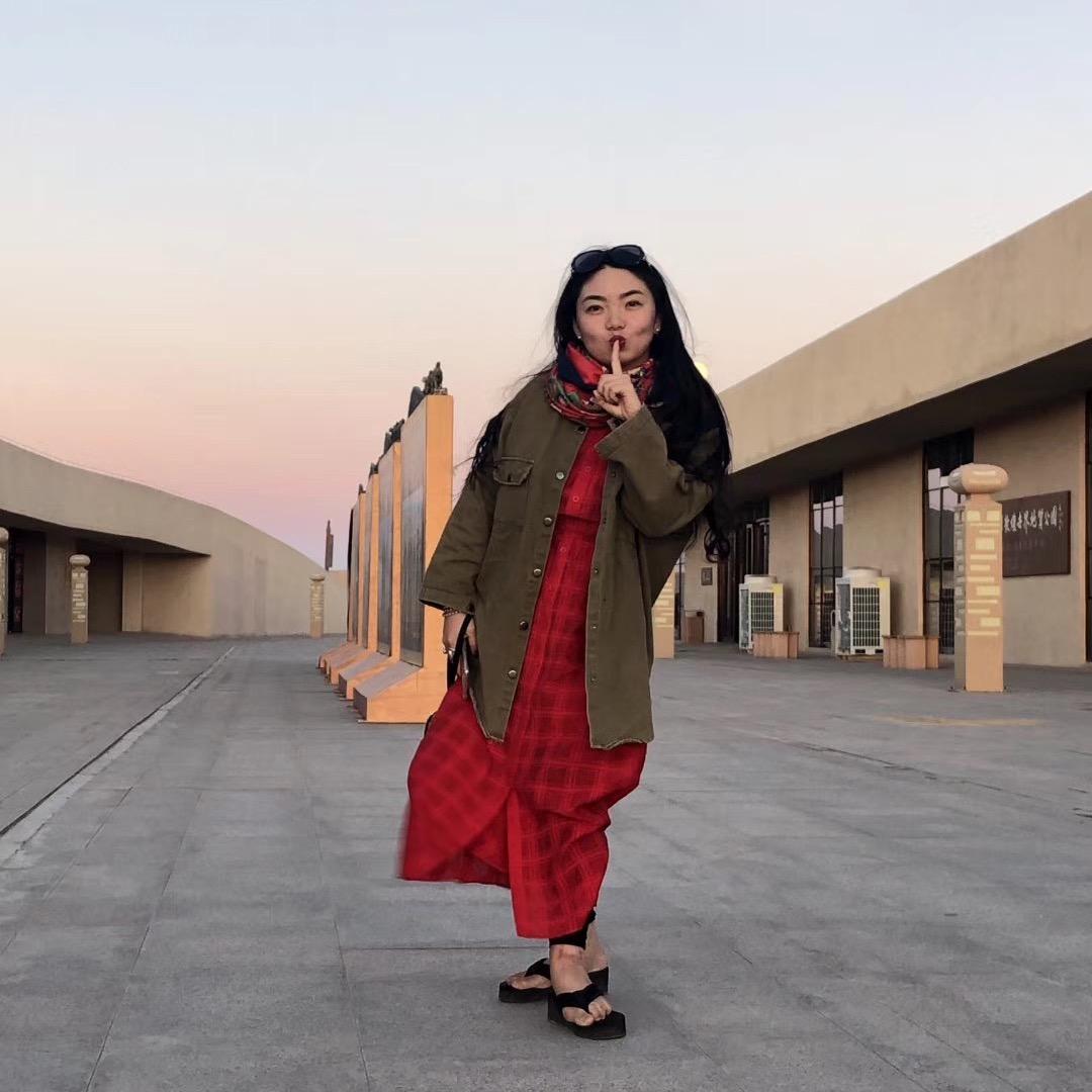贵 妃 的衣橱🥻