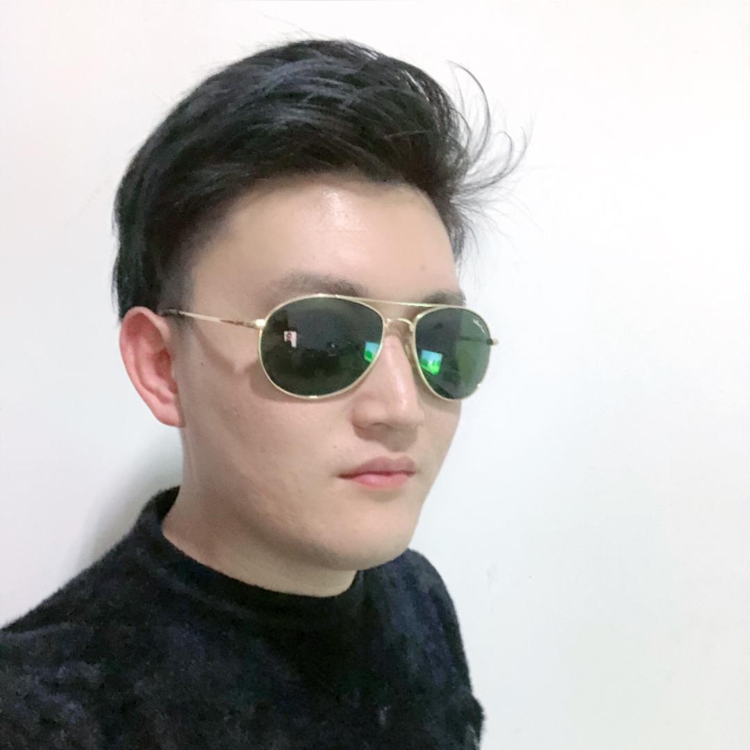 爱打鼓🥁的美发师