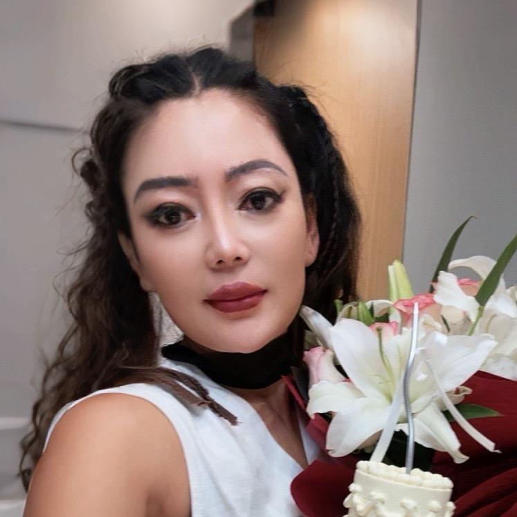 潇洒姐李汶