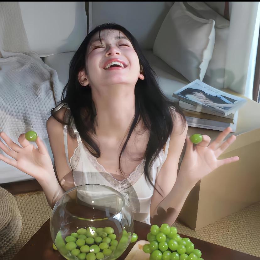 明媚