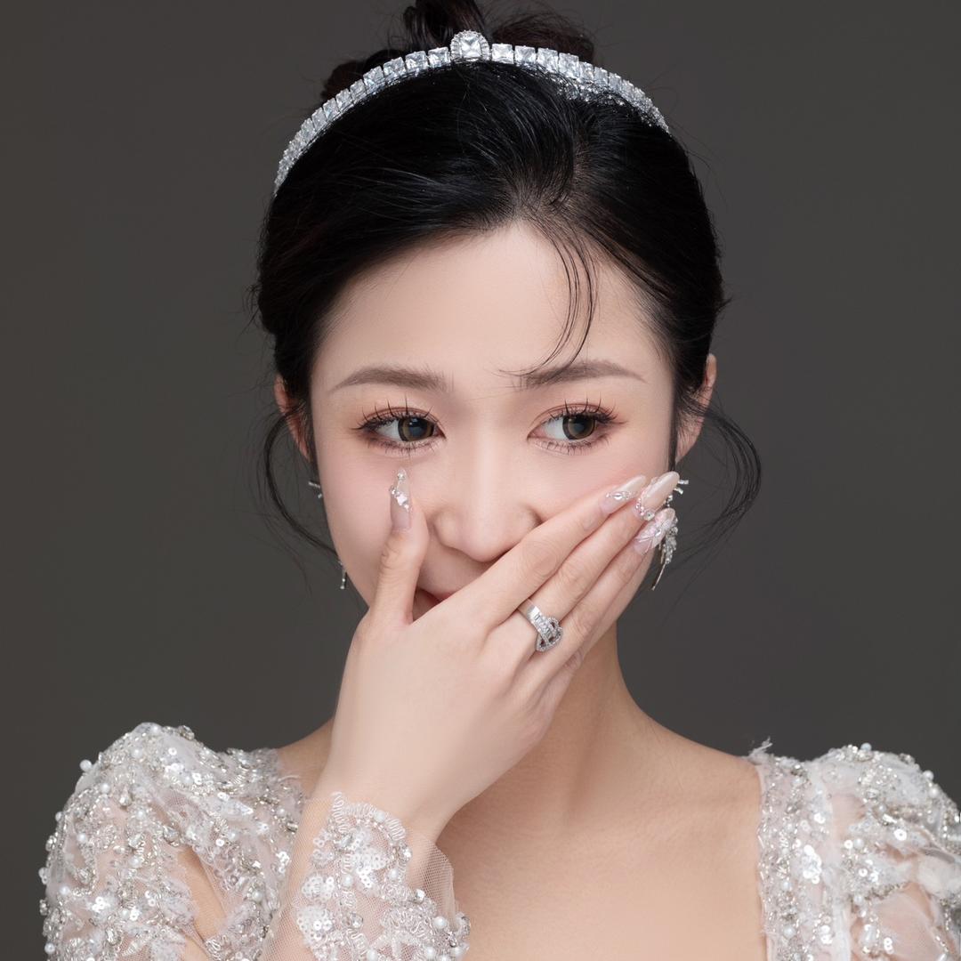 “初一”