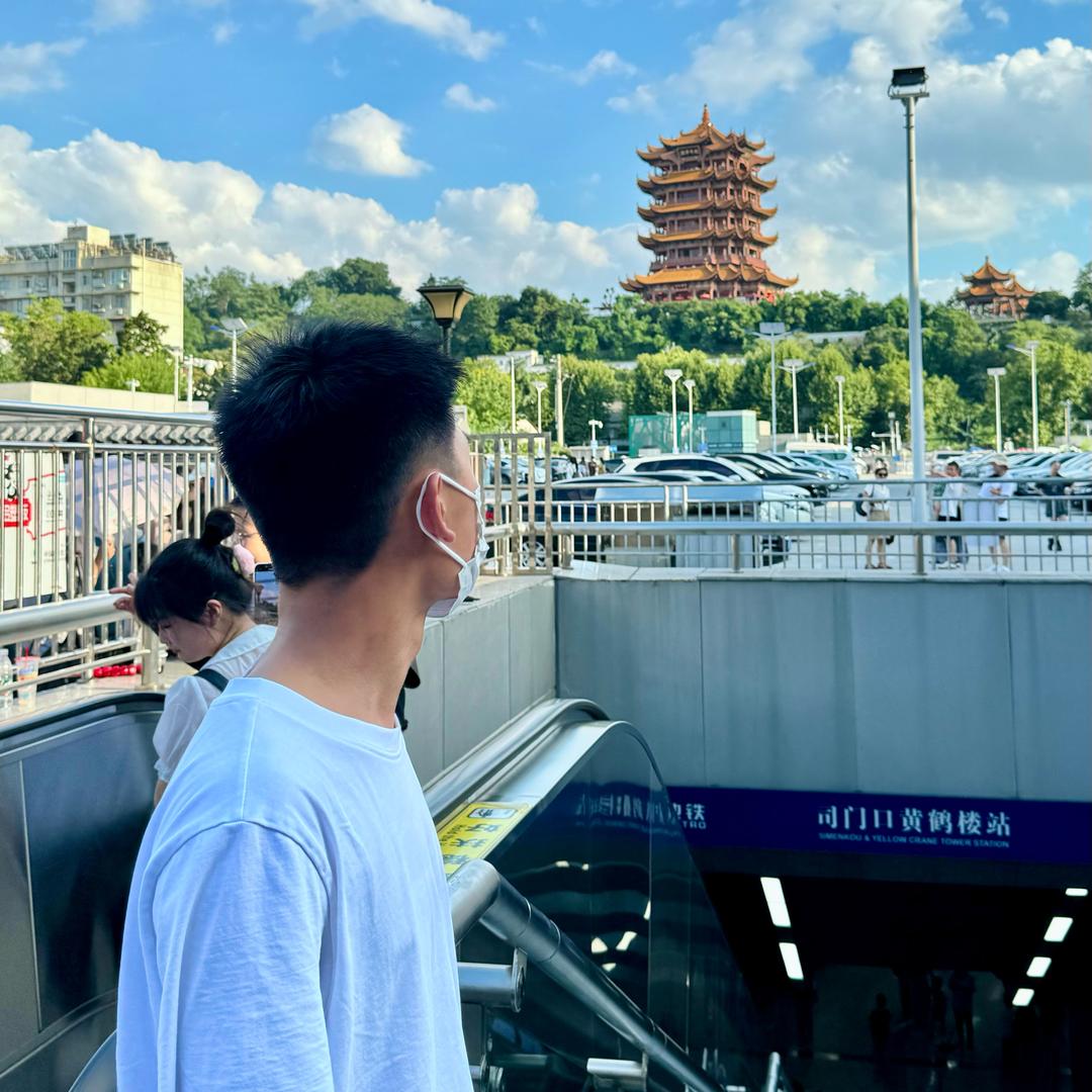 阿泽-