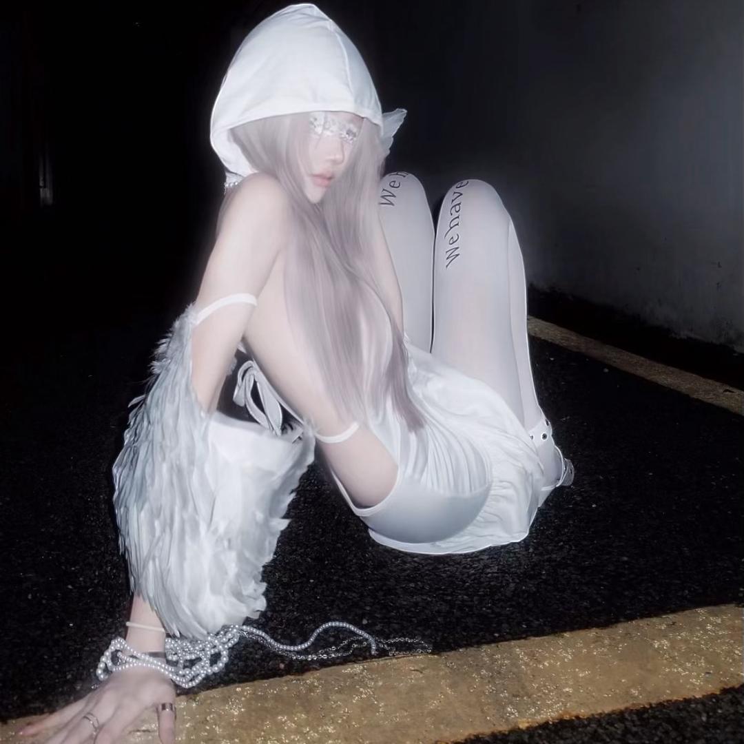 齐一.