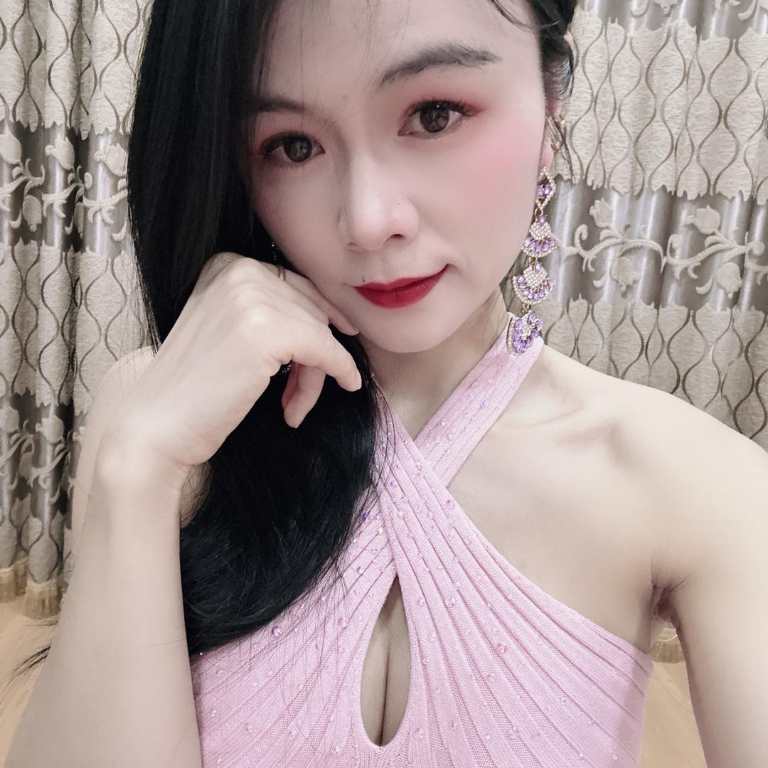 爱跳舞的宏姐