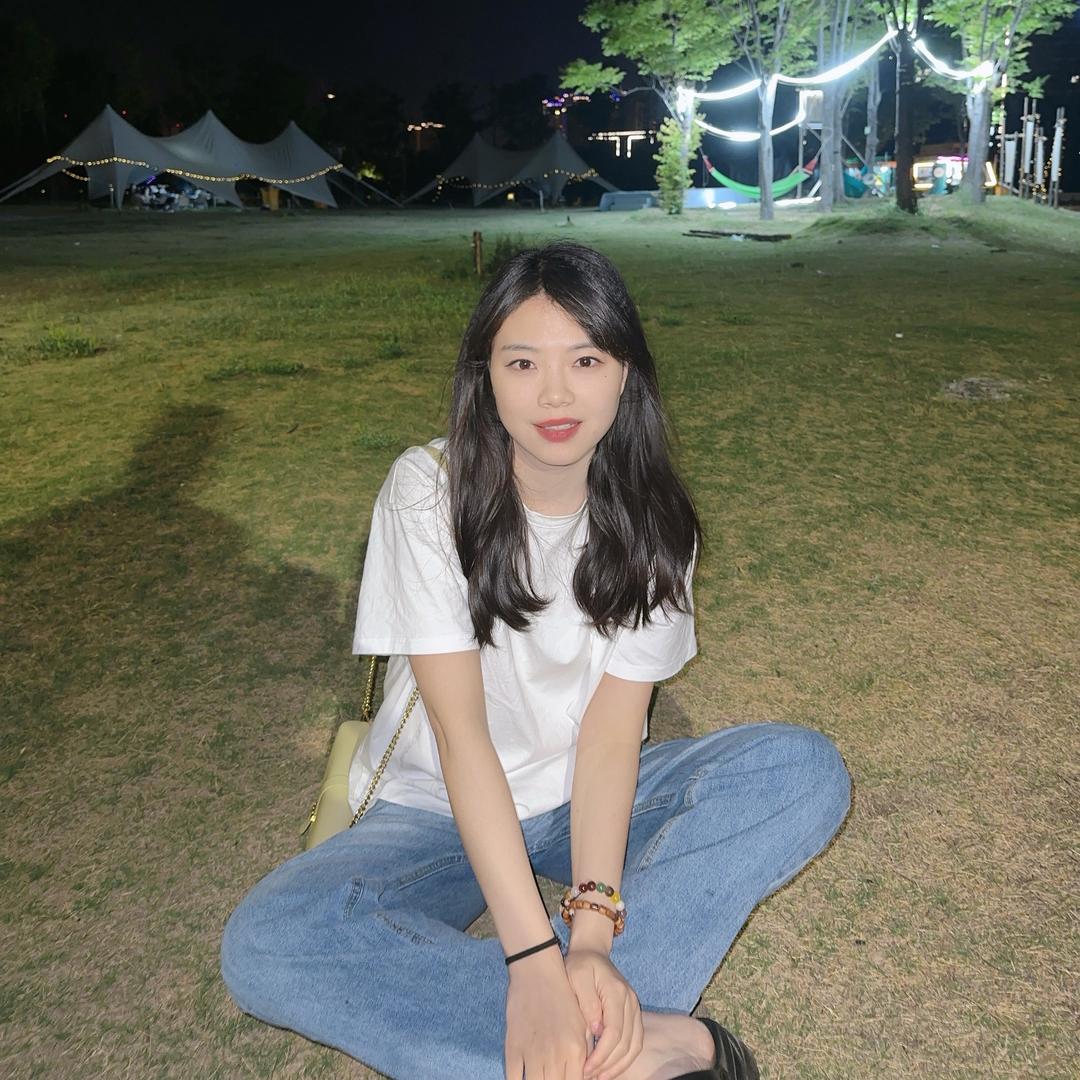 小凡是个碳水大脑袋