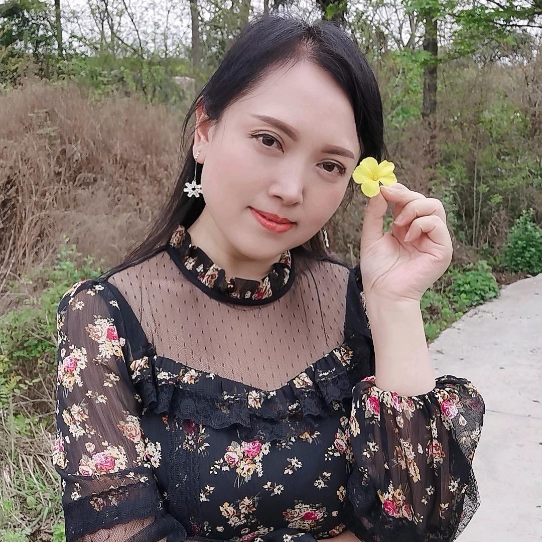 大地魂叶素红（橱窗有酒）