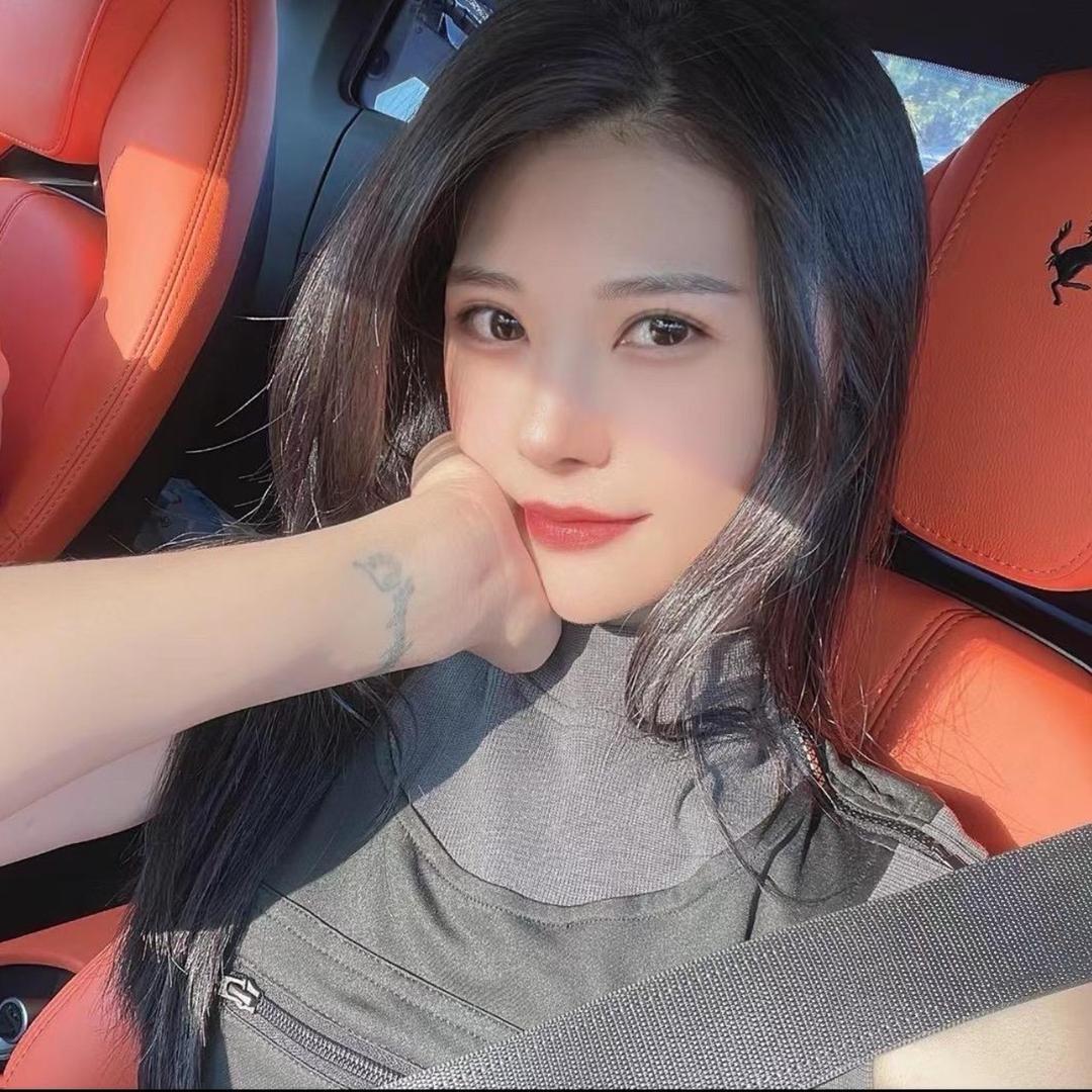 楚楚君-时尚穿搭