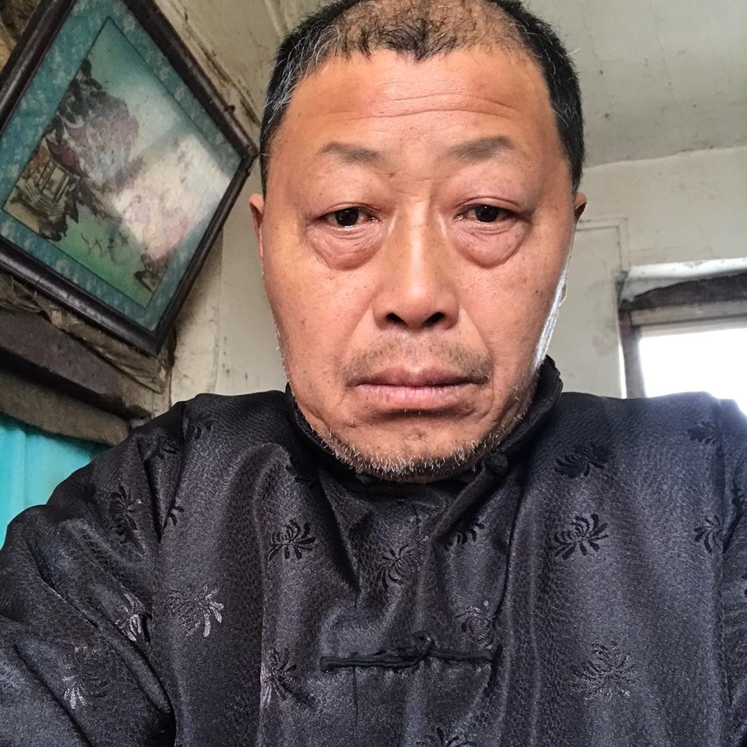 小手牵老手