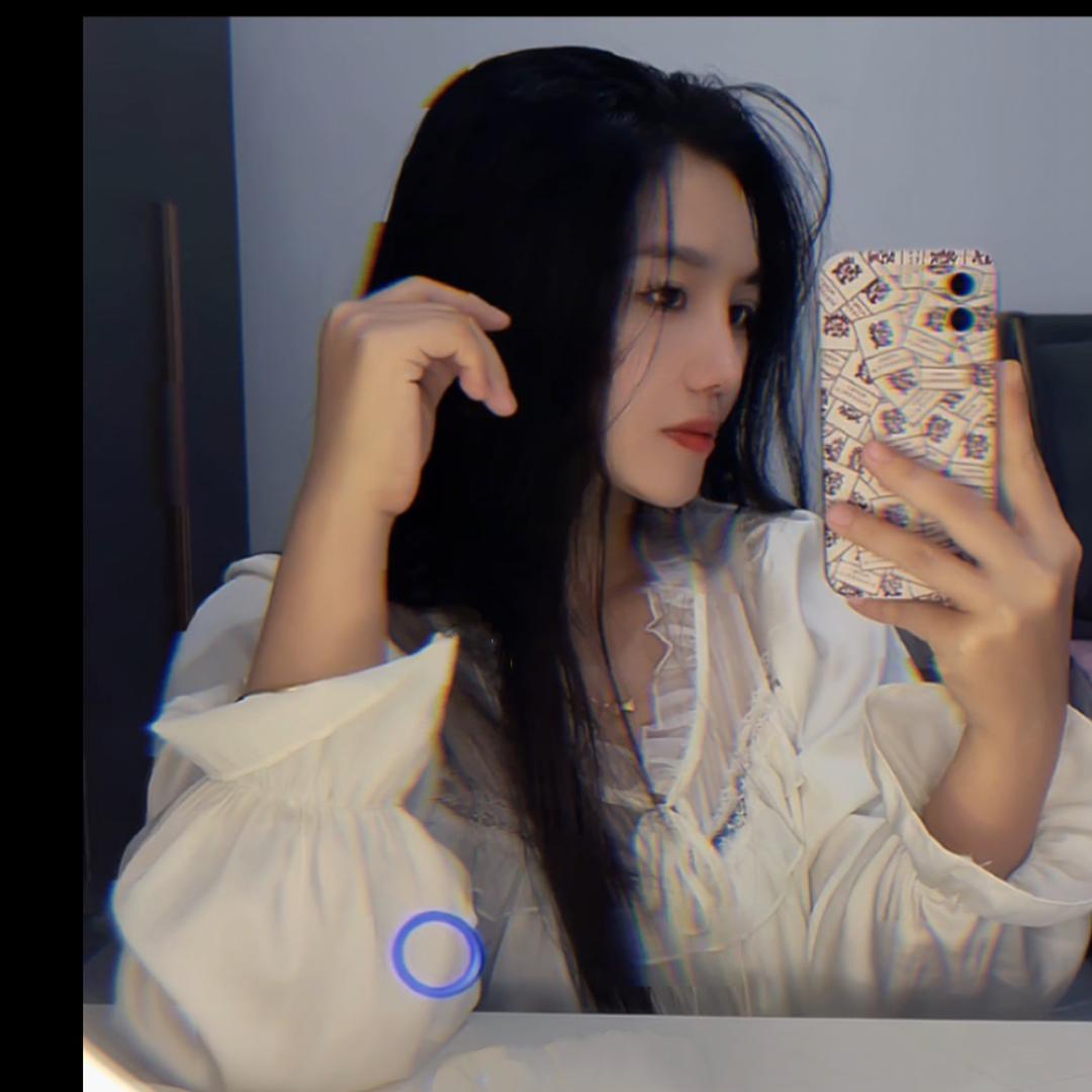啊V