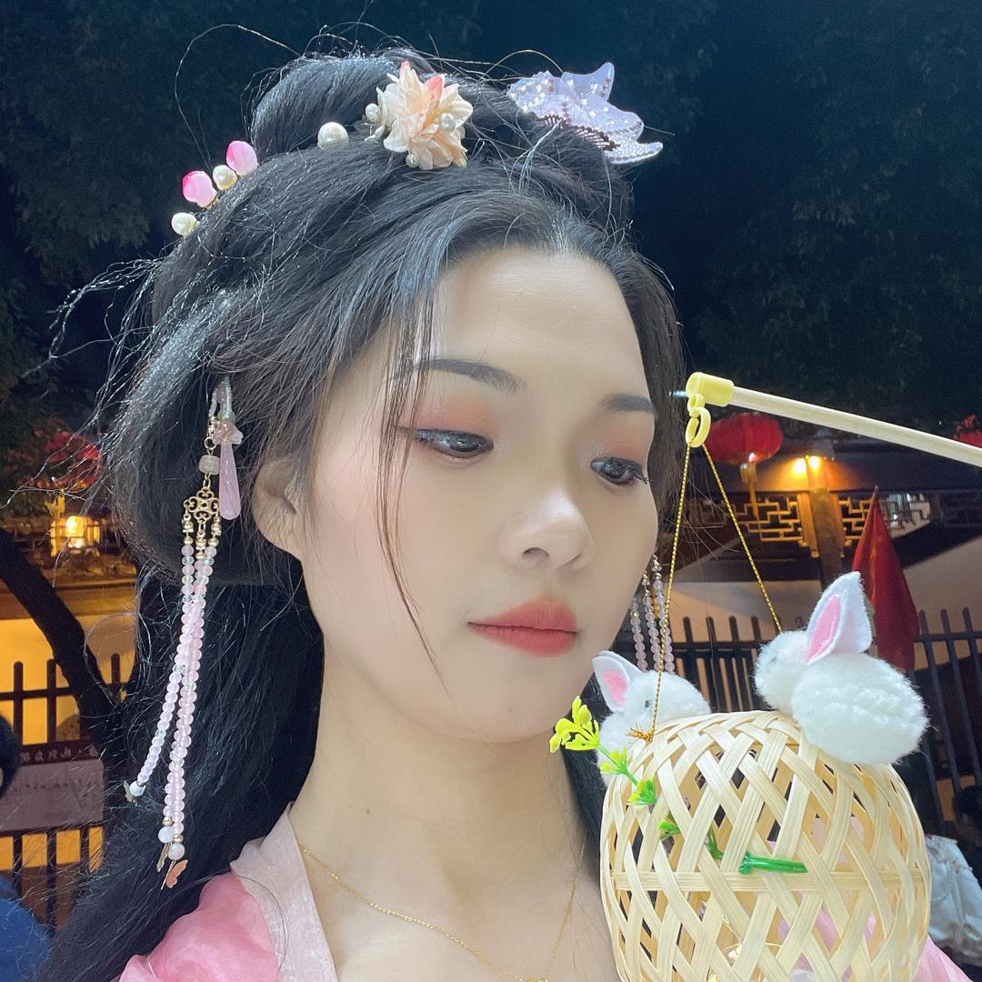 晶晶姑娘