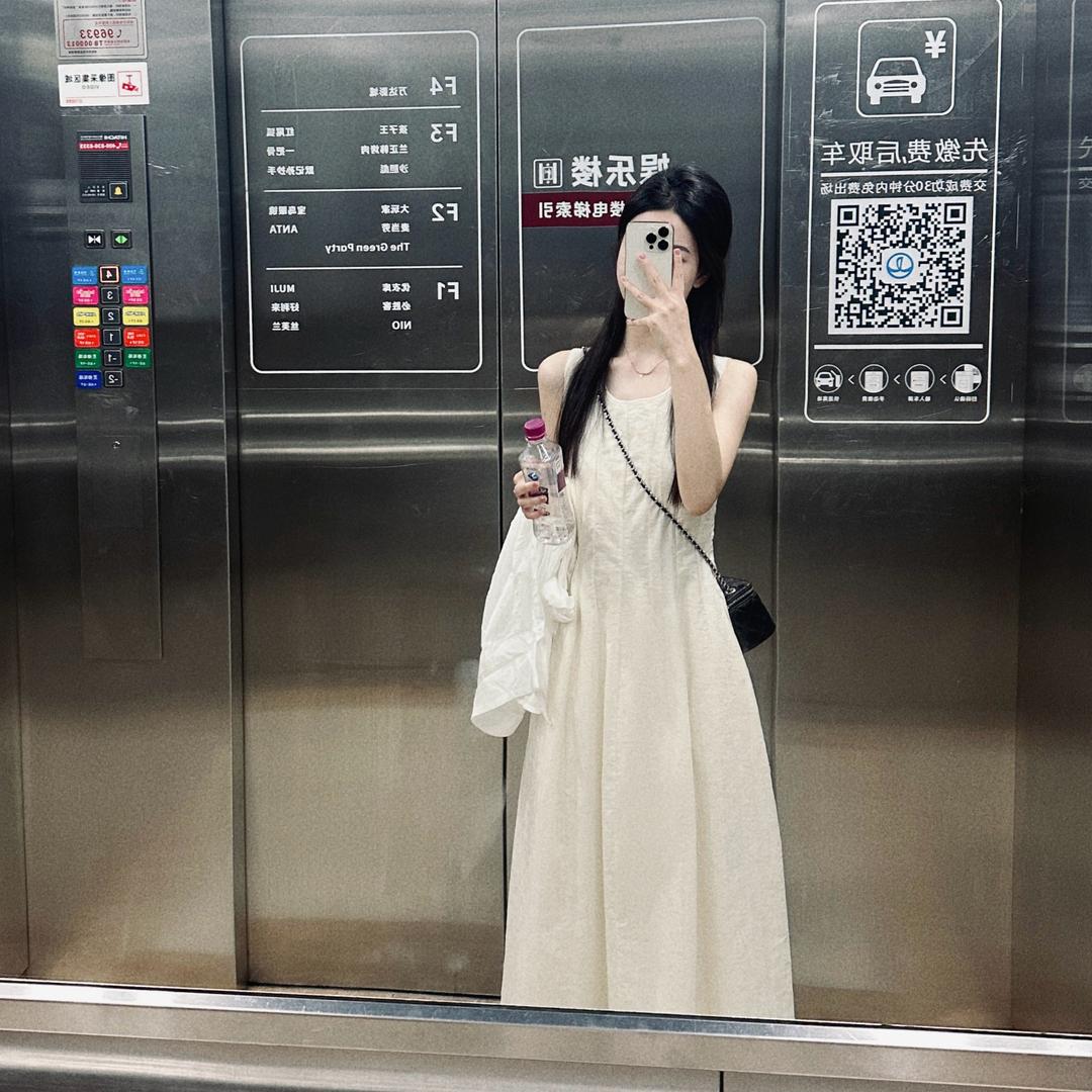 Maneioo服装工作室