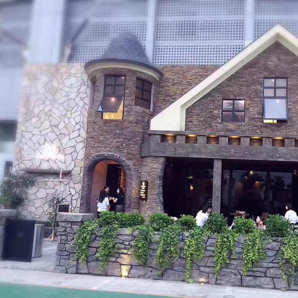 奇迹花园买手•服饰品牌集合店