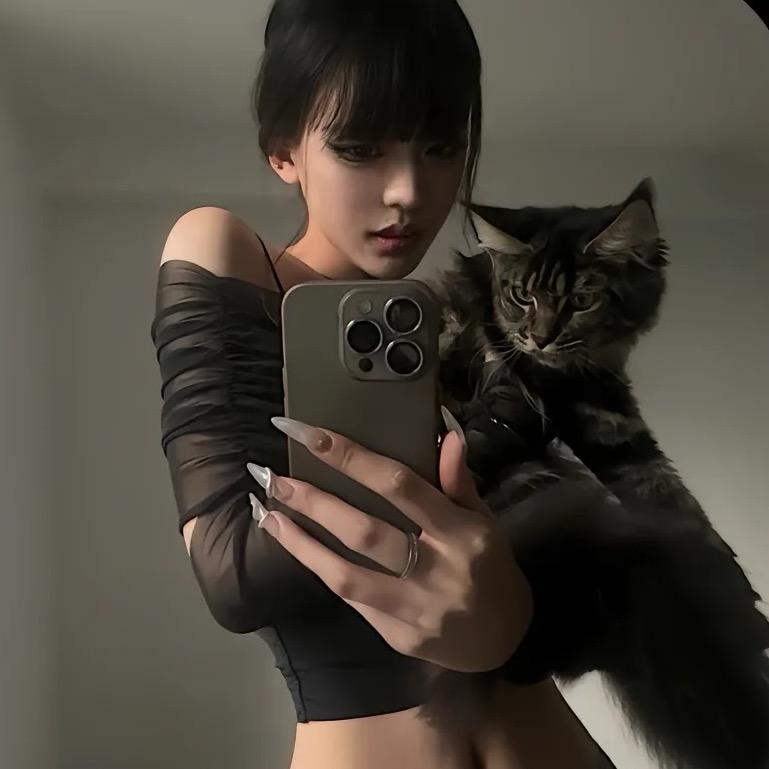 娜娜☄️