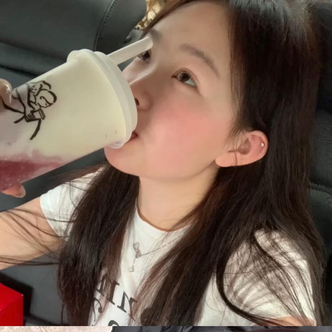 小y
