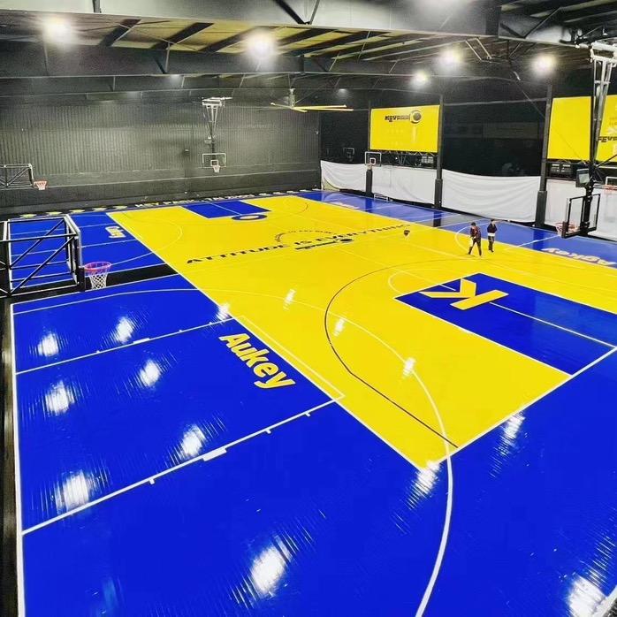 凯美沃-篮球馆防滑彩漆打磨翻新划线改造