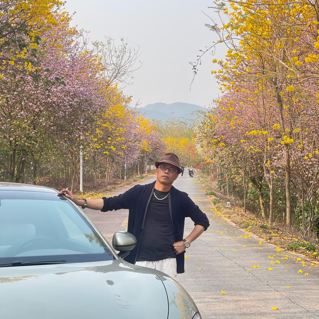 拽叔叔的（日咖夜酒）