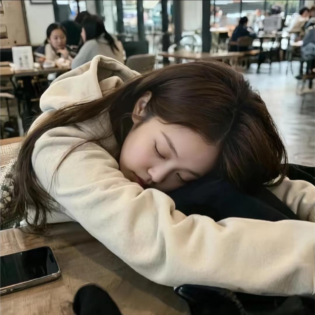 亻圭