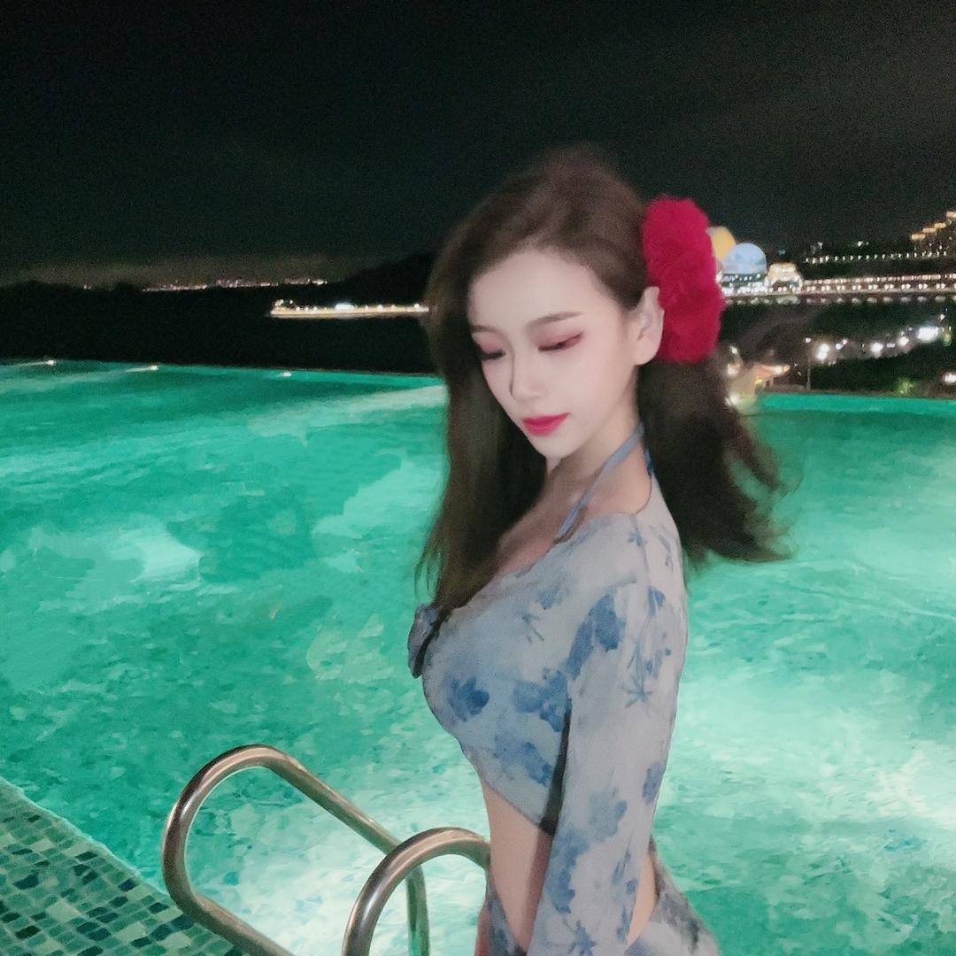 在逃小悦悦🎠