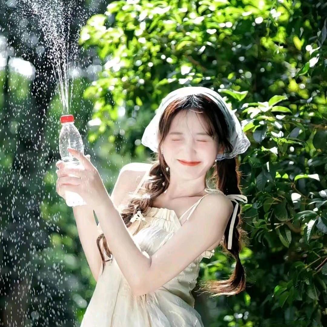小满满.