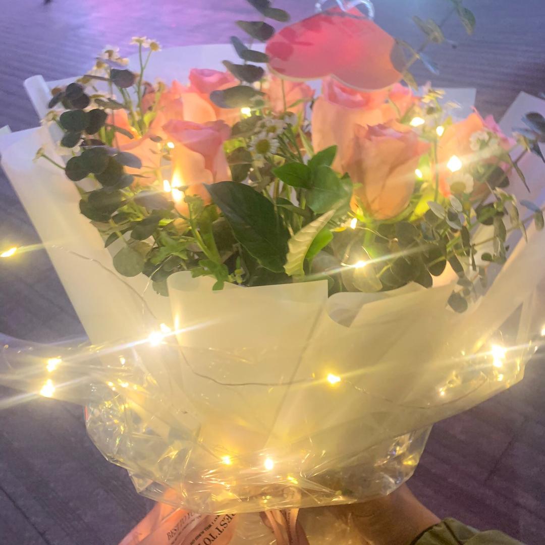 你我山巅自相逢.