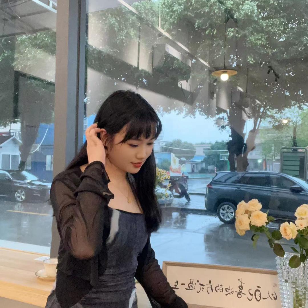 化妆师KK