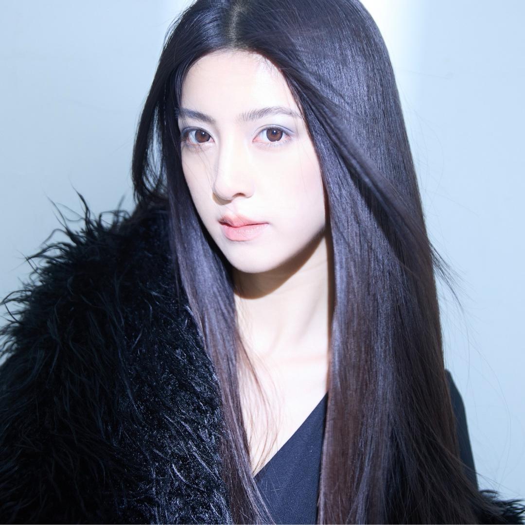 小瑶.