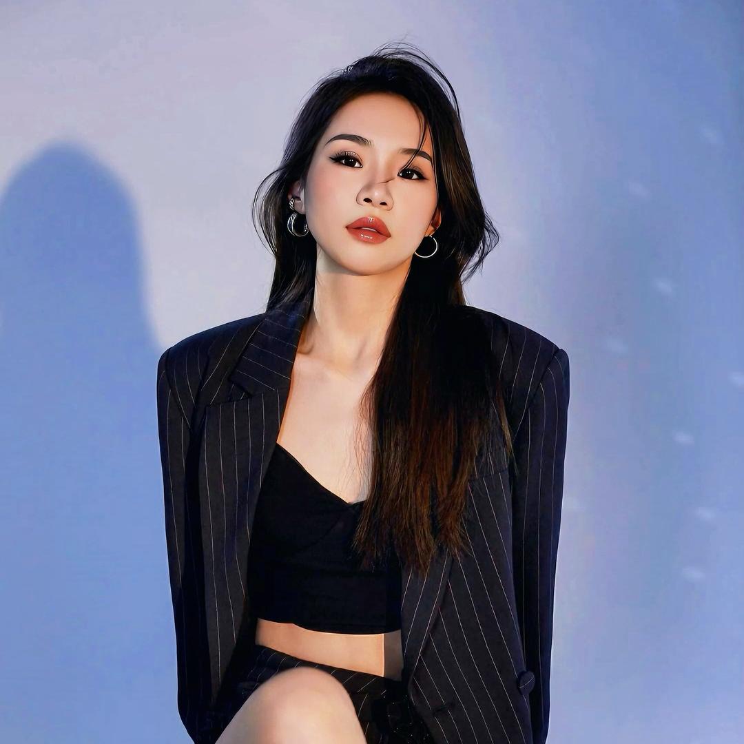 水灵子成人舞蹈～雯雯姐（零基础可学）