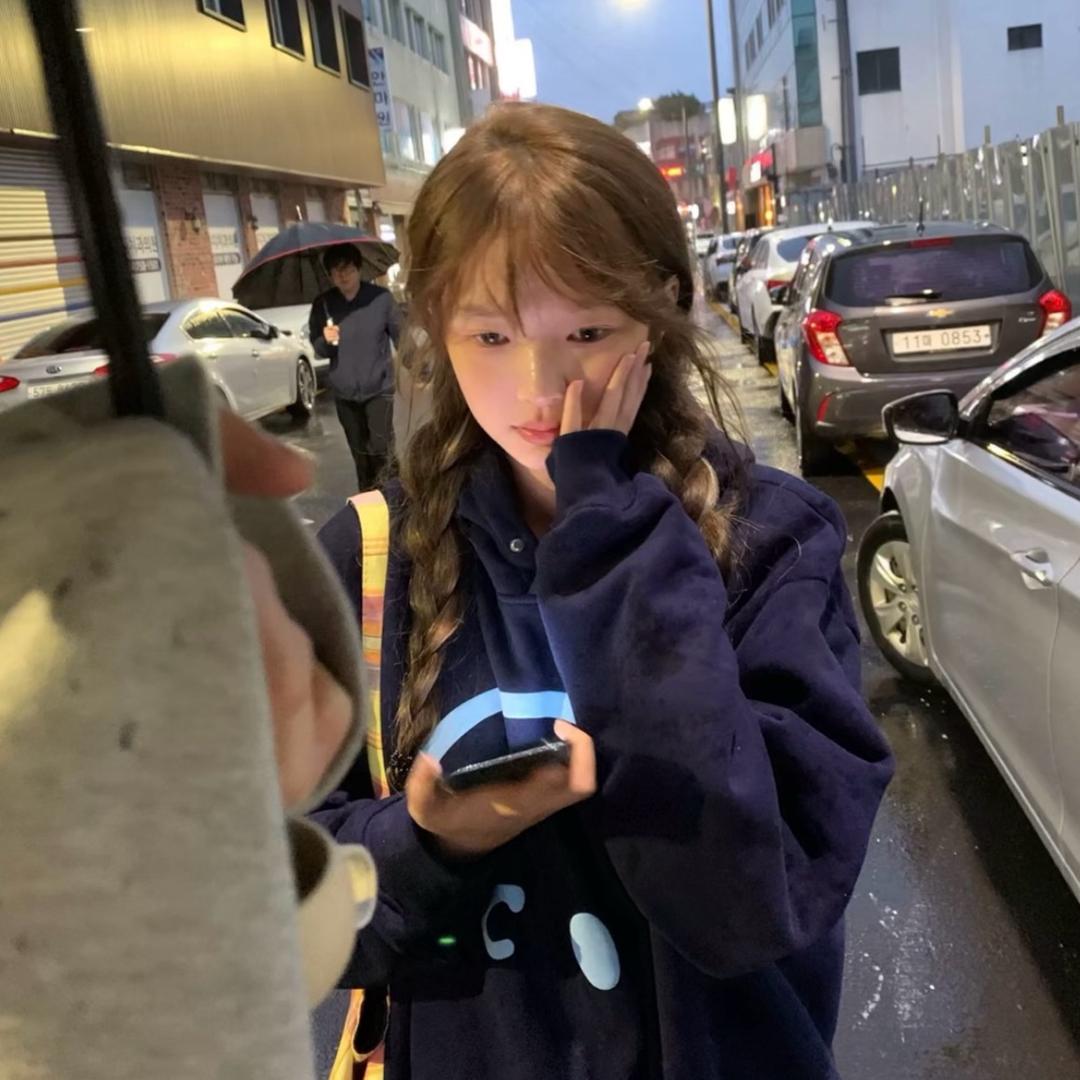 樂樂.