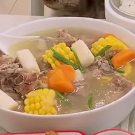 西边的山