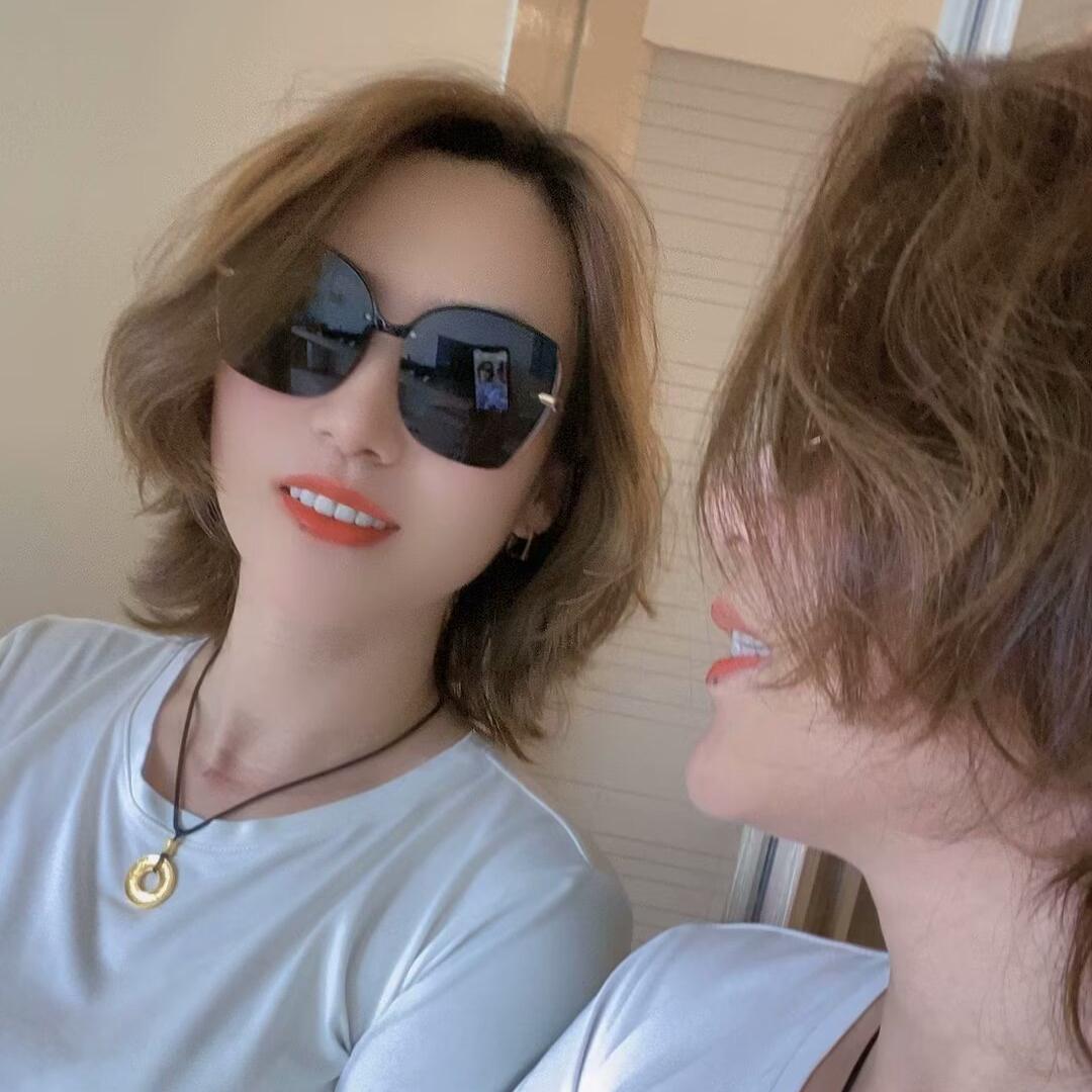 天津卓远铝业耐力板雨棚