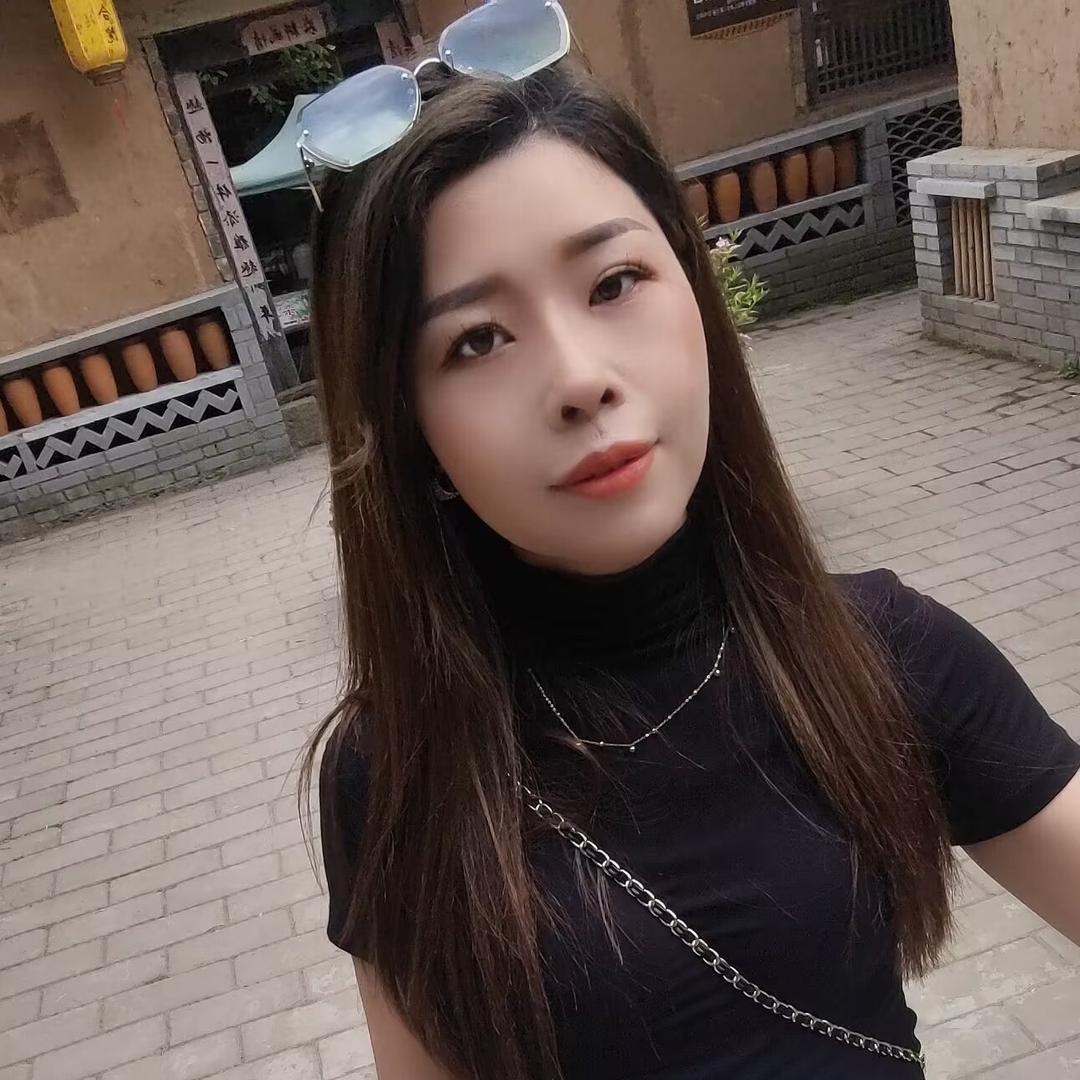 杨杨🉐依