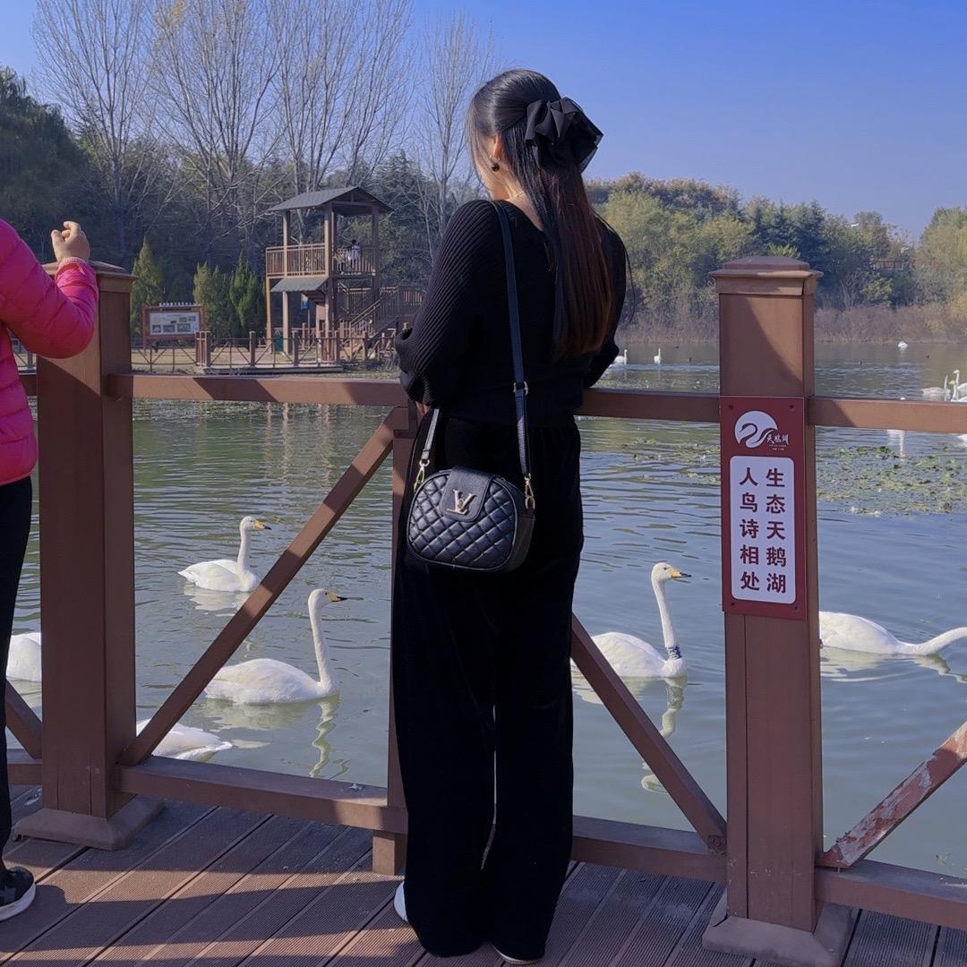 诱惑   盈盈女装店