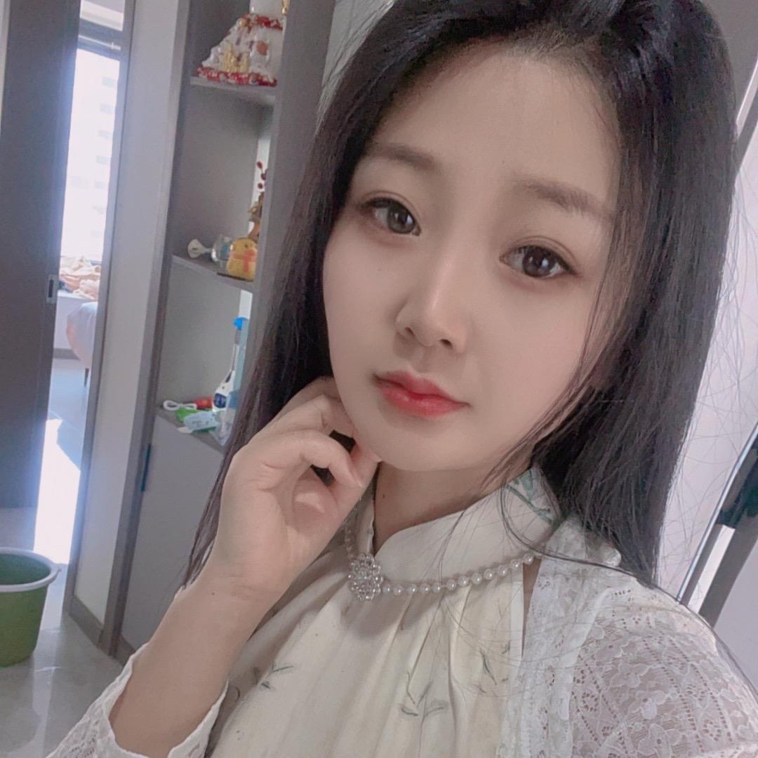 @丽