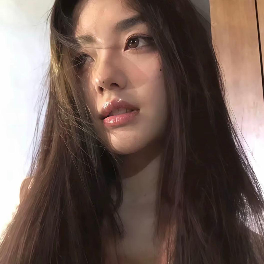 今晚十点睡.