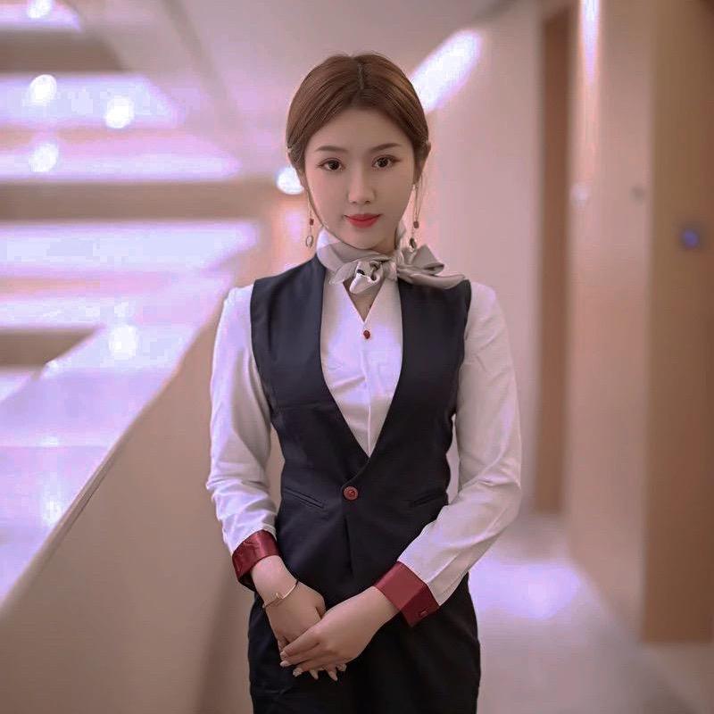 美兰秋月明百货