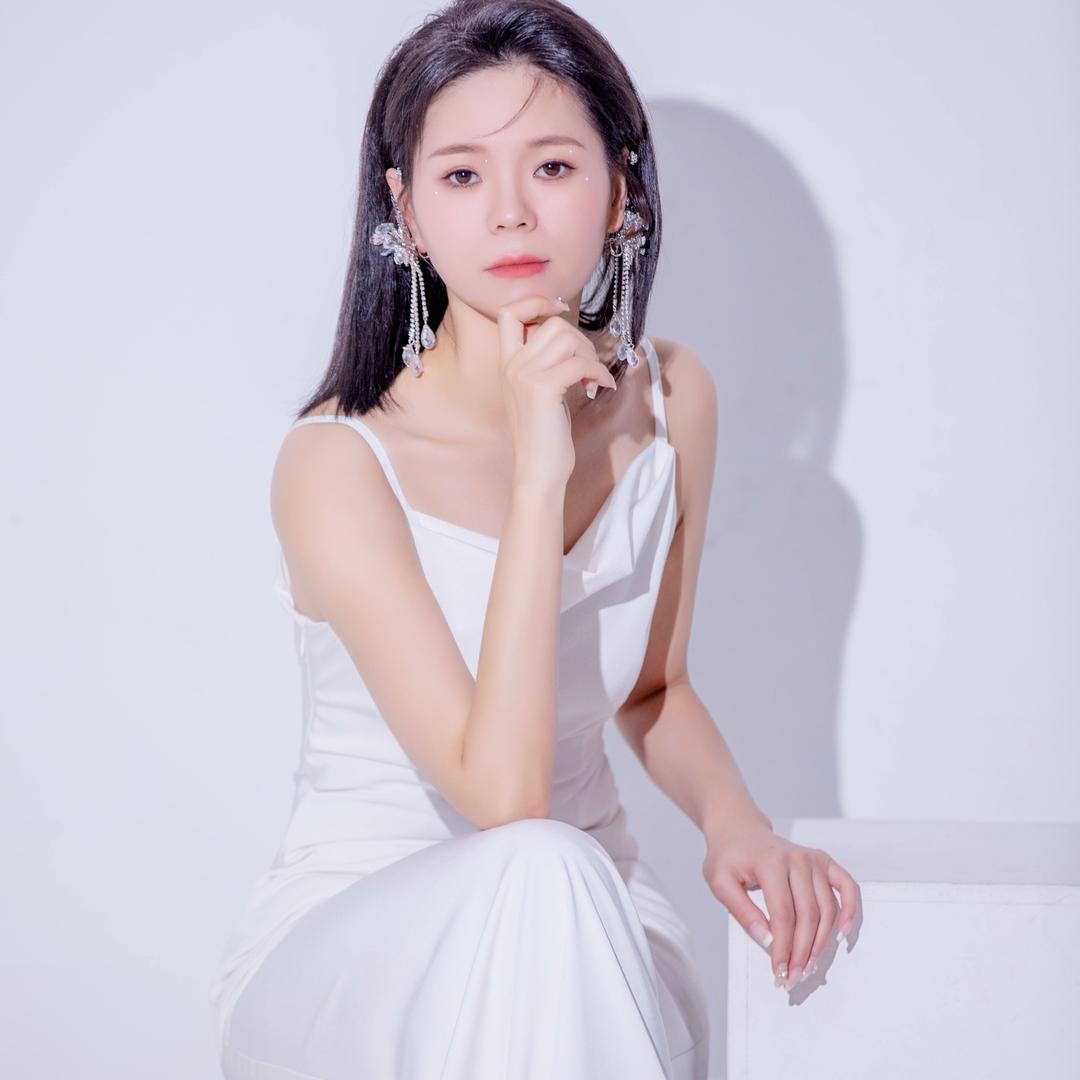 陆璐羊绒—老板娘