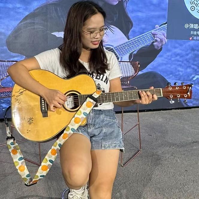 闪亮恩恩🎸