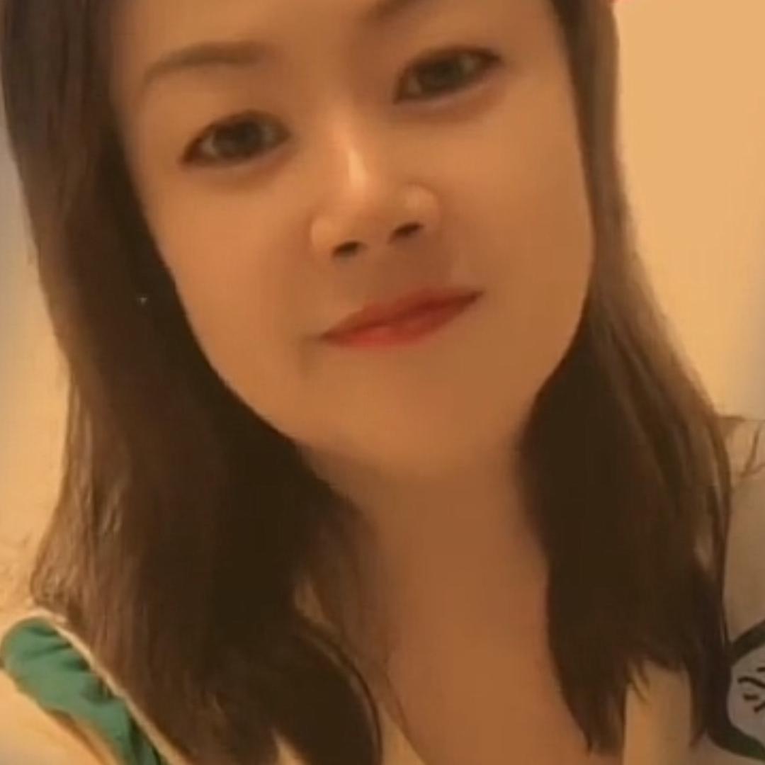 @霞