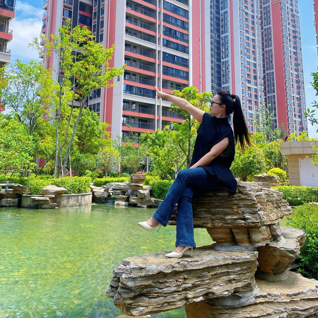 易俗河 卖房子的糖糖