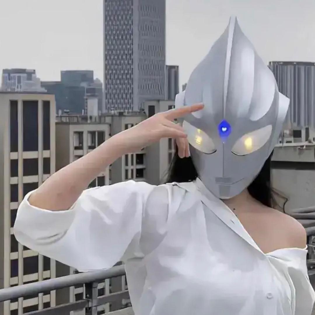 一 一