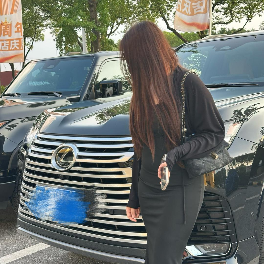 苏州中升雷克萨斯官方二手车小琳