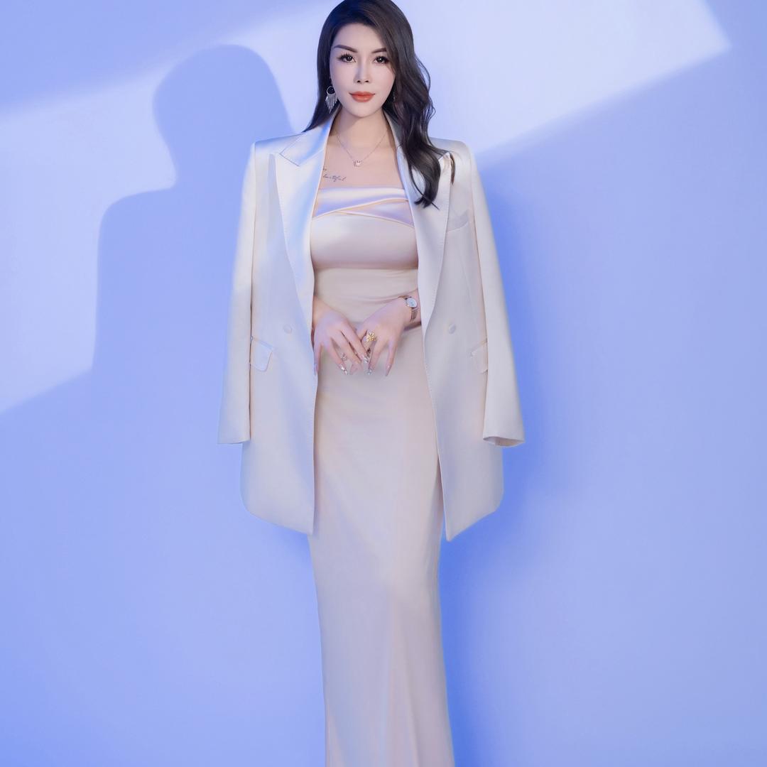 英子(丽妍坊)