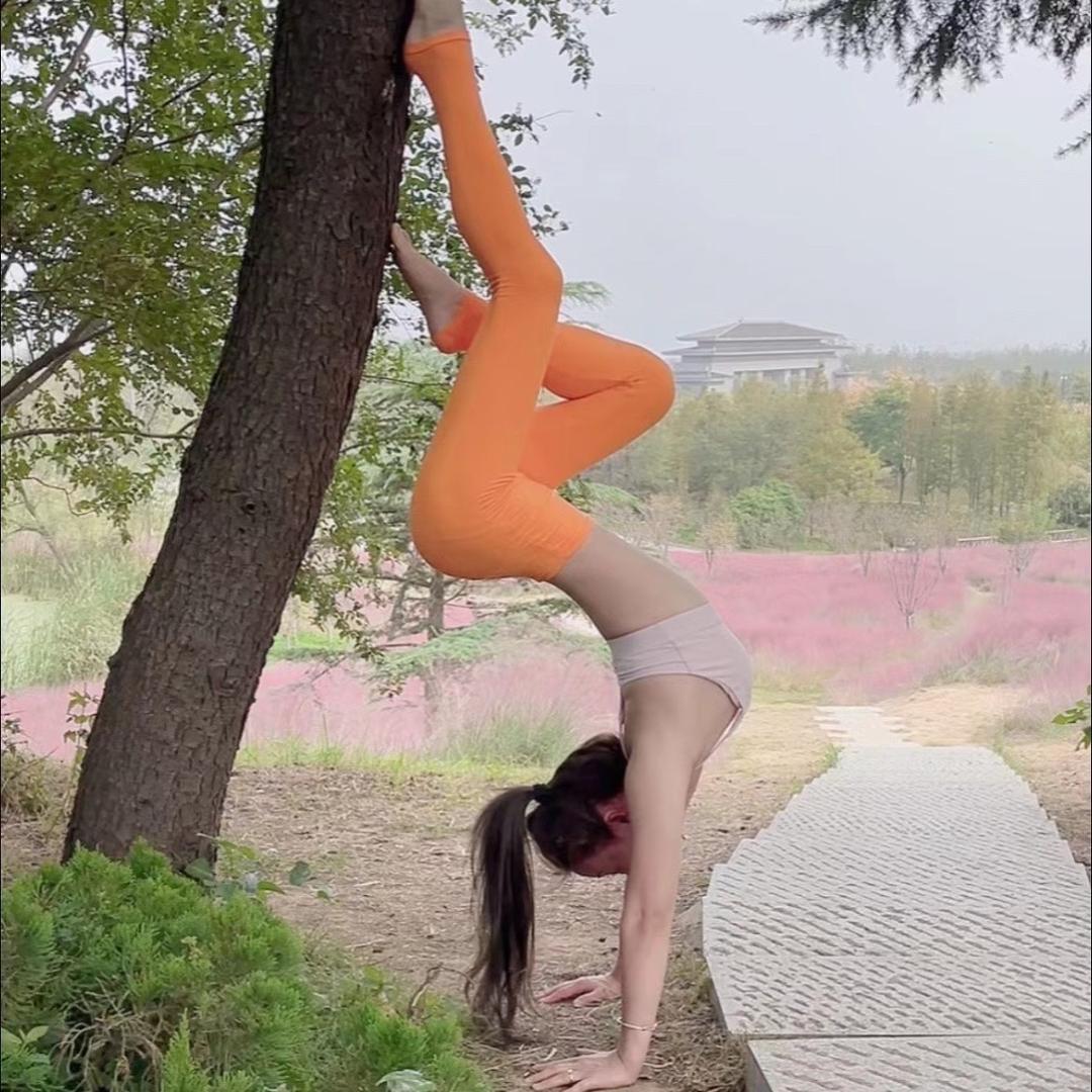 浅浅一笑🍀☁️停播中