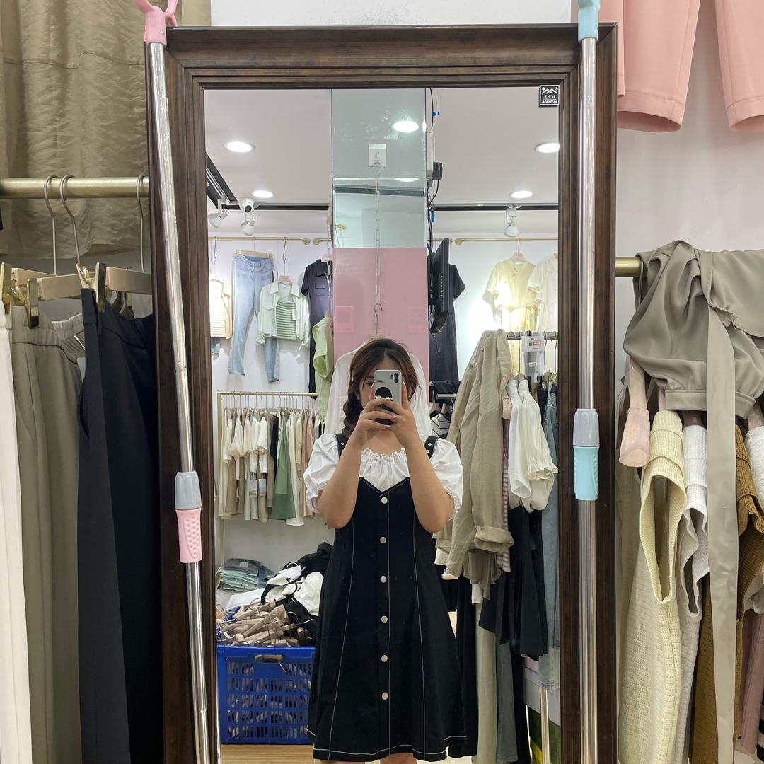南宫市妤嘉精品店