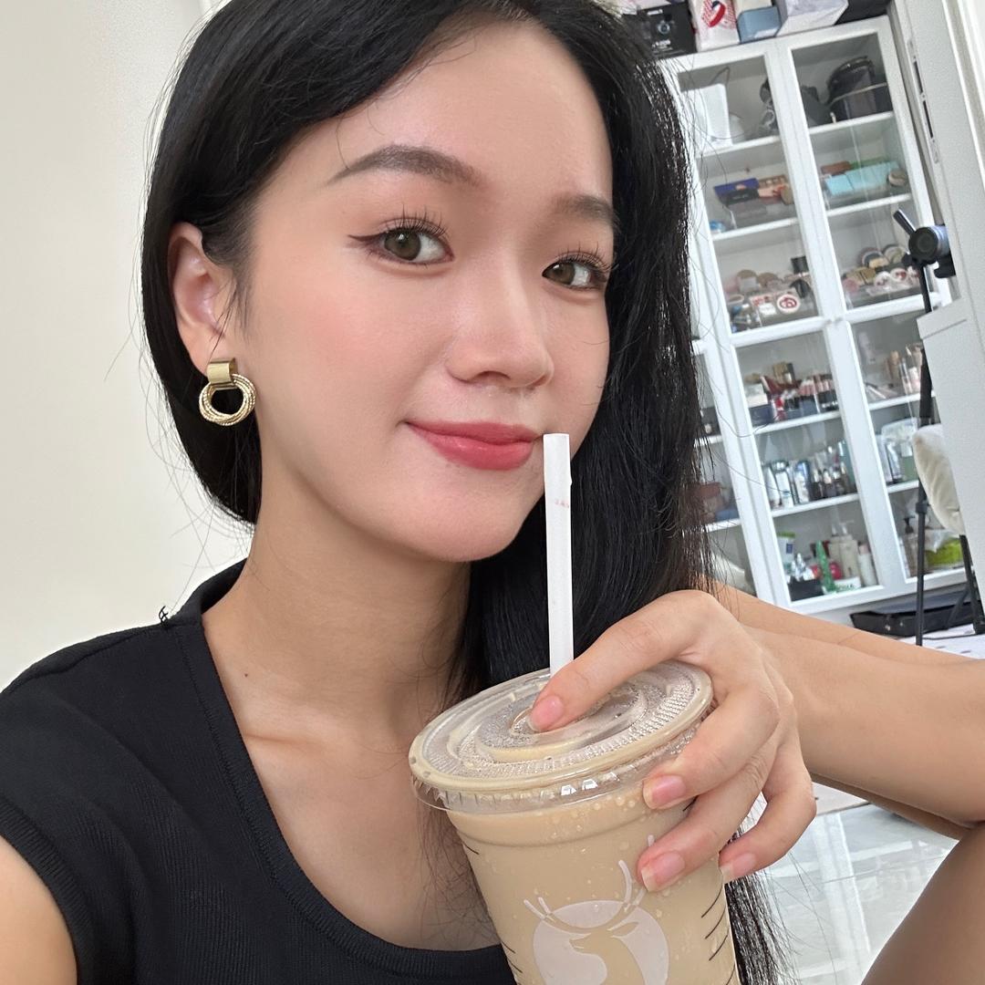 是丽丽_