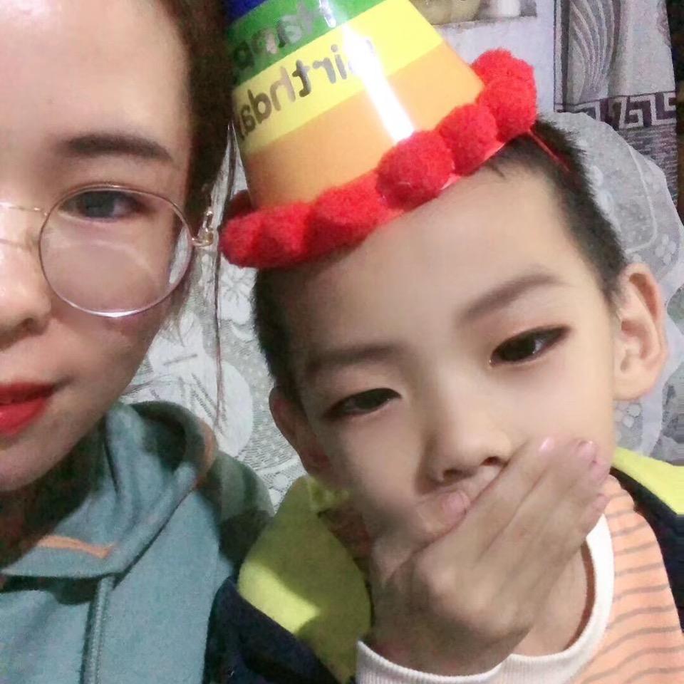 张笑笑母子～