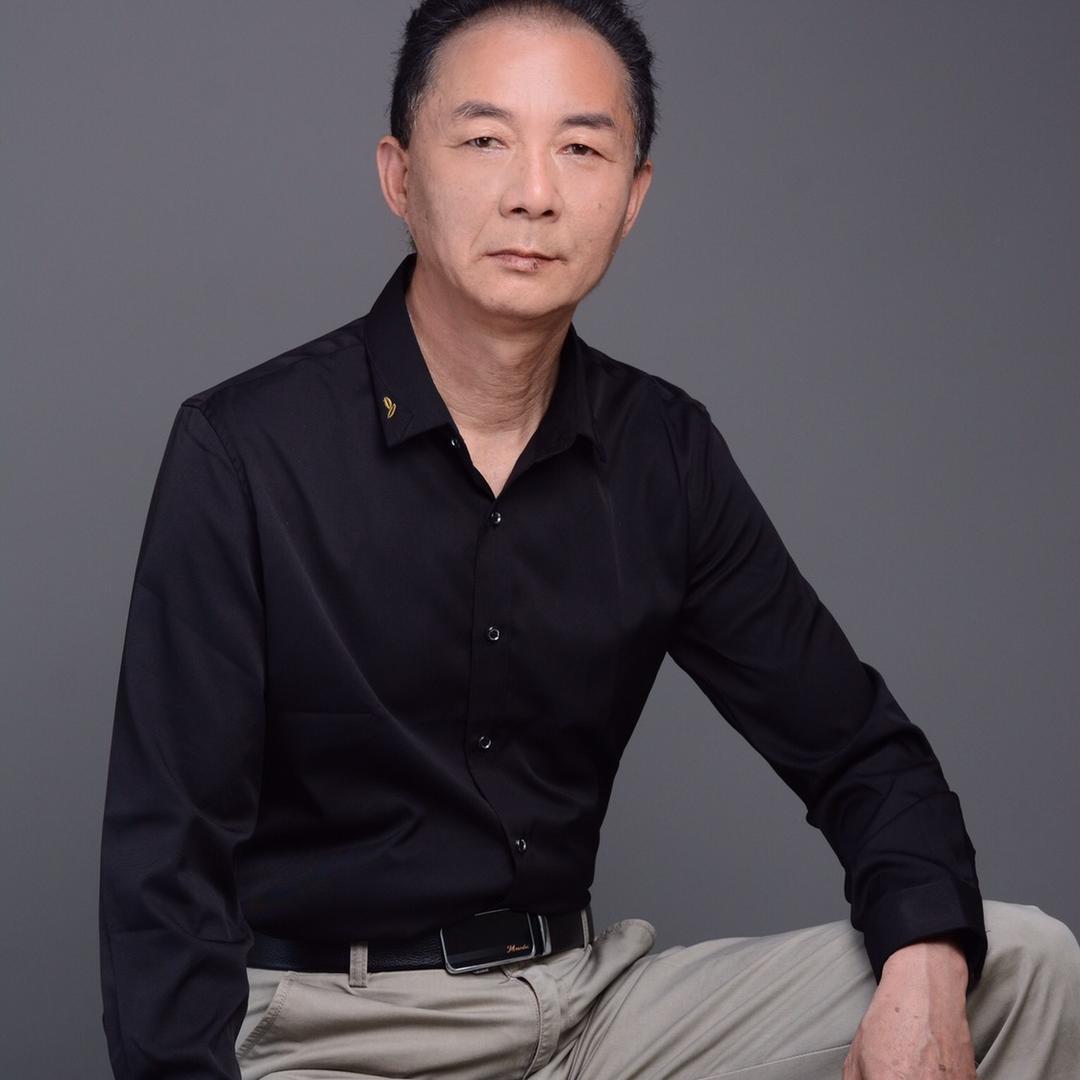 何翔