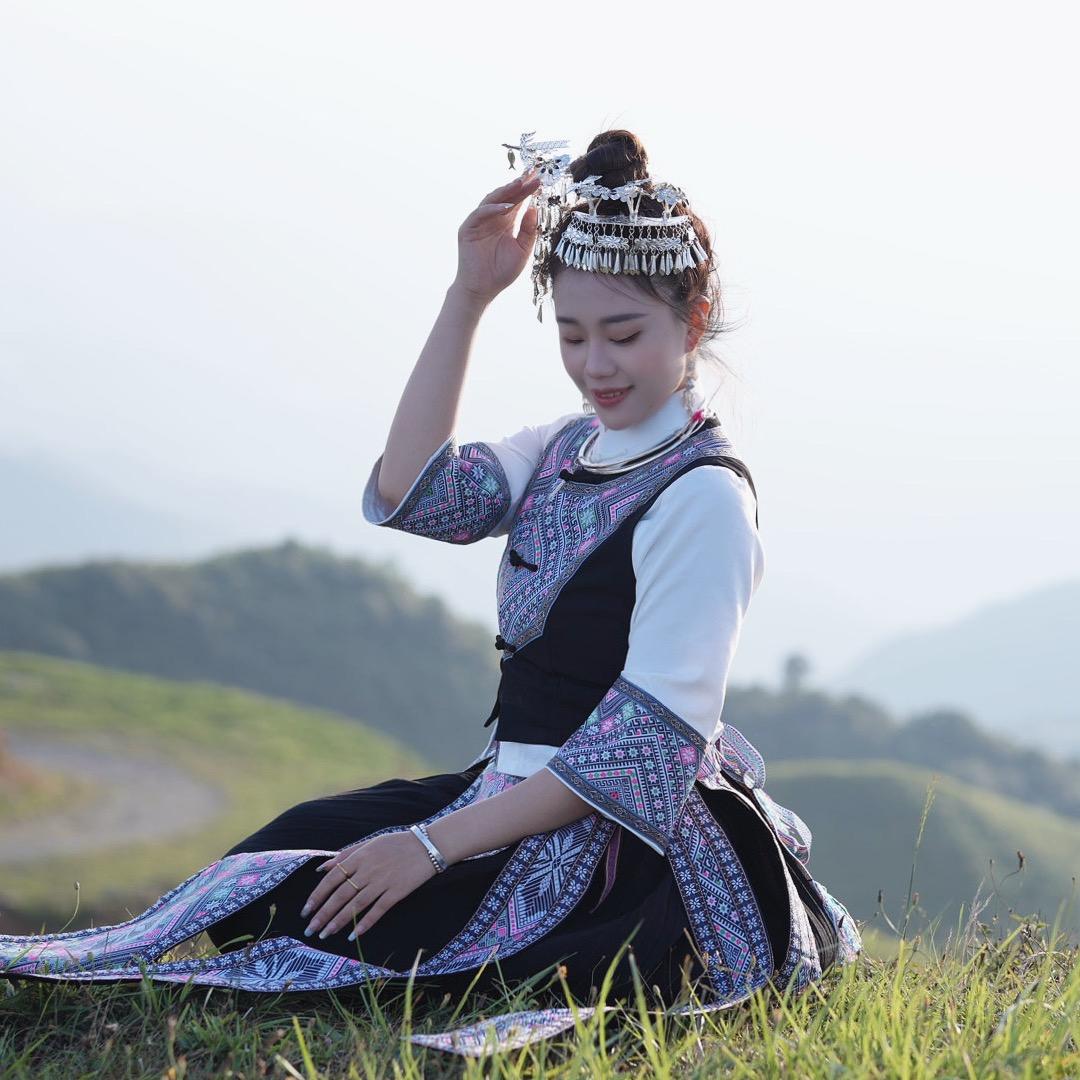 侗Zu石姐姐🌸