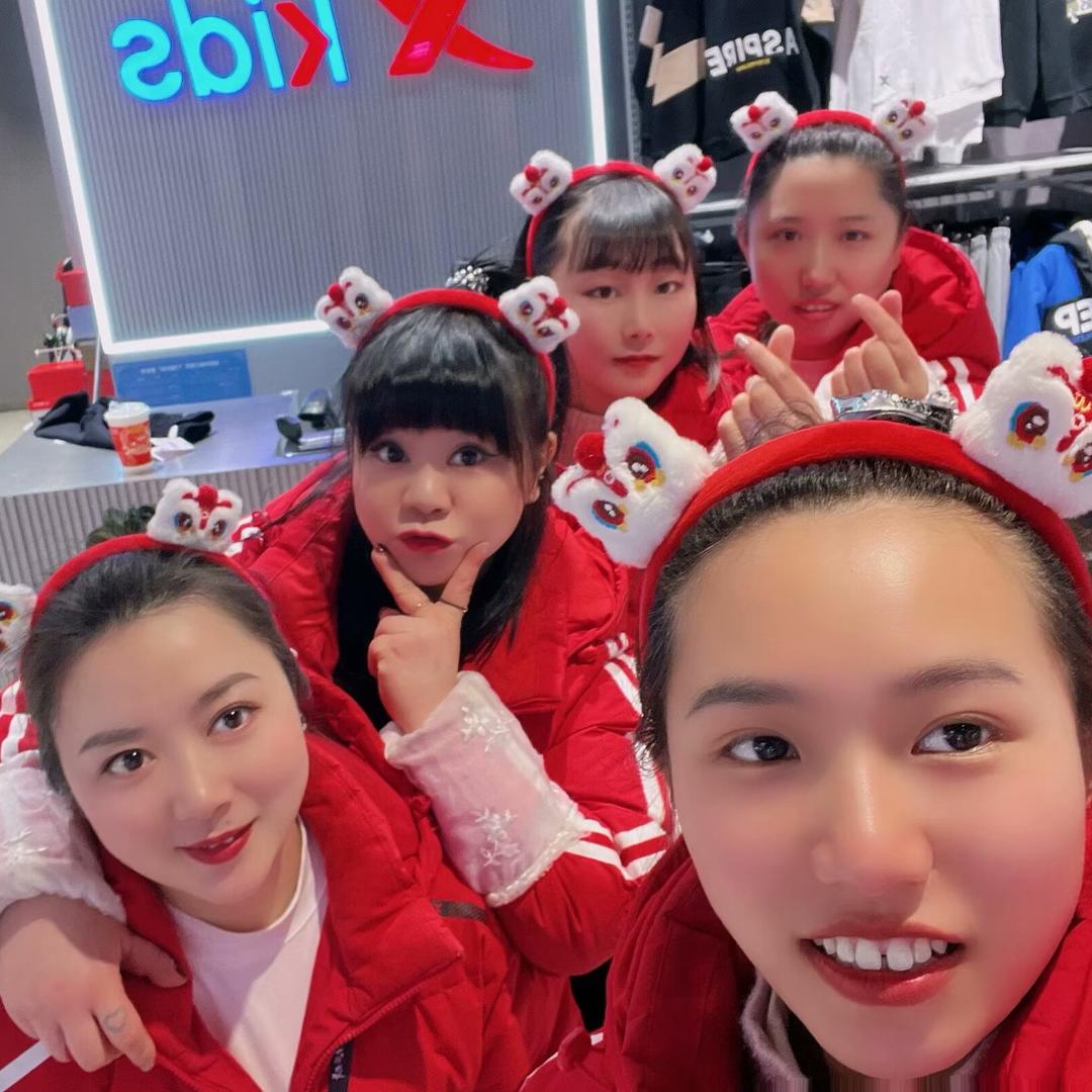 特步少年(都江堰幸福路店)晓雨