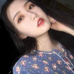 妍初